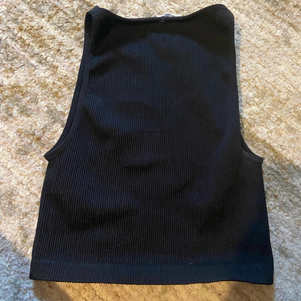 basic black tank - Picture 6 of 7